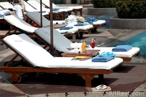 Emporium Suites Hotel 25